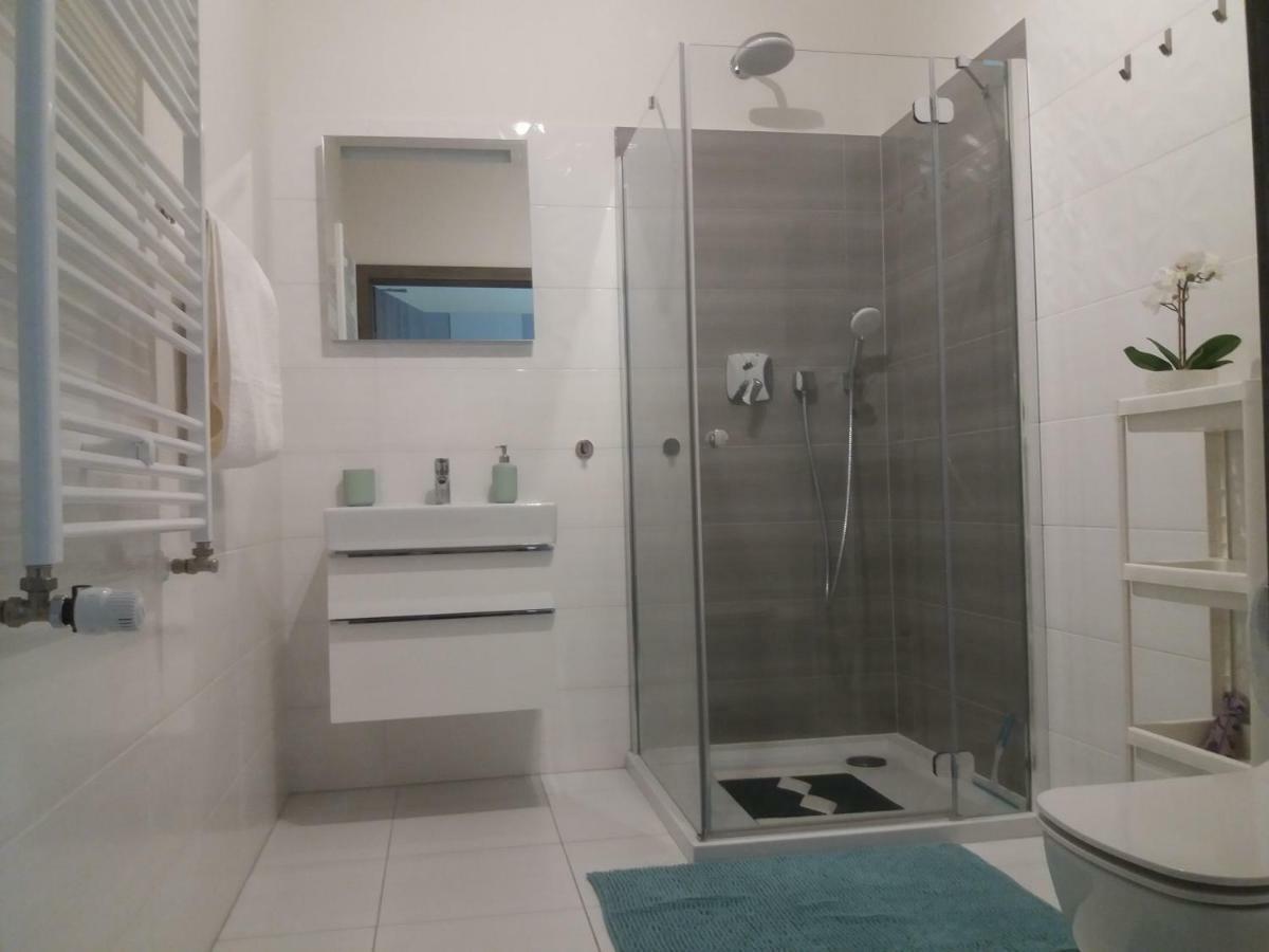 Apartament Nika Pool&SPA 5mórz Sianożęty Exterior foto